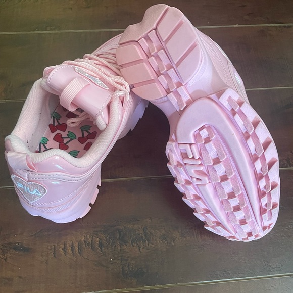 Fila sneakers - Picture 2 of 7